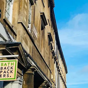Backpackers Albergue Bath