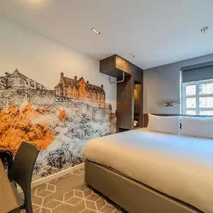 Hotel Km, Edimburgo