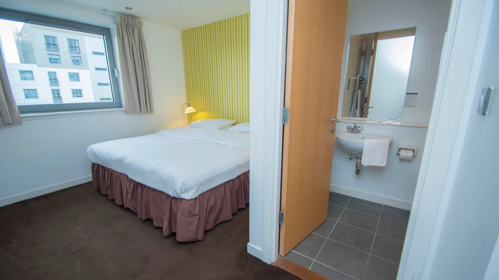 Ocean Serviced Apartments Εδιμβούργο 4*,