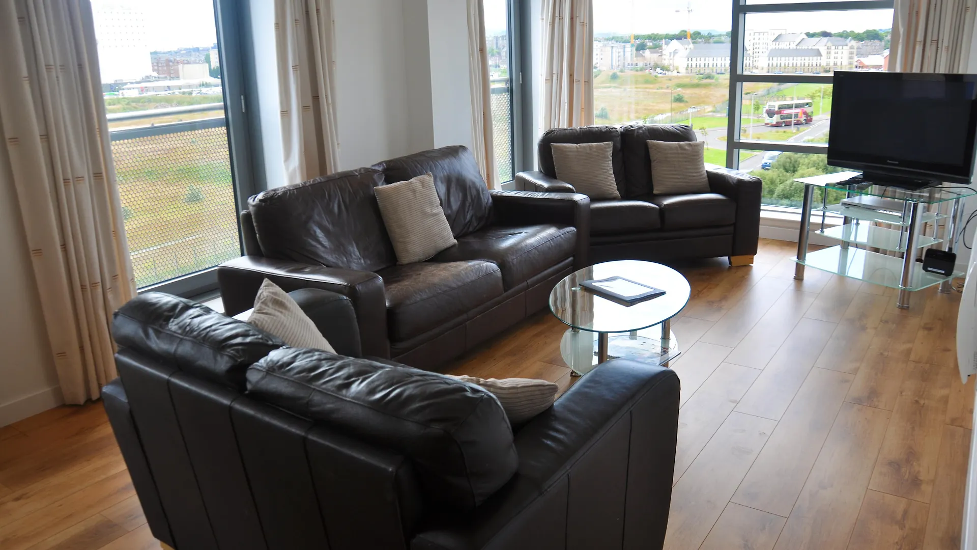 **** Hotel apartamentowy Ocean Serviced Apartments Edynburg Wielka Brytania